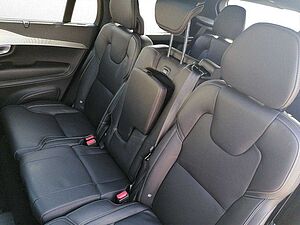 Volvo  Ultra Dark Recharge Hybrid