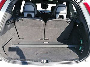 Volvo  Ultra Dark Recharge Hybrid