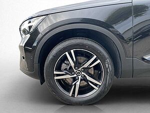 Volvo  Plus Dark 2WD