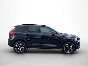 Volvo  Plus Dark 2WD