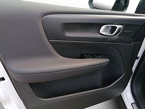 Volvo  Ultimate AWD