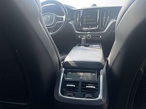 Volvo  R Design AWD