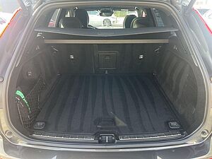 Volvo  R Design AWD