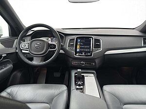 Volvo  Momentum Pro