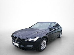 Volvo  Plus Dark Recharge Plug-In Hybrid