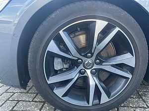Volvo  R Design Plug-In Hybrid T8 4x4, Standhzg, Navi, Leder, 360 Grad Kamera. Allrad S