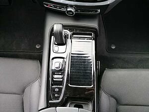 Volvo  Kombi Inscription Expression Recharge Plug-In Hybrid AWD T6 Twin Engine EU6d All