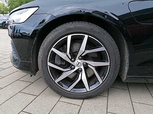 Volvo  Kombi Inscription Expression Recharge Plug-In Hybrid AWD T6 Twin Engine EU6d All