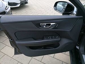 Volvo  Kombi Inscription Expression Recharge Plug-In Hybrid AWD T6 Twin Engine EU6d All