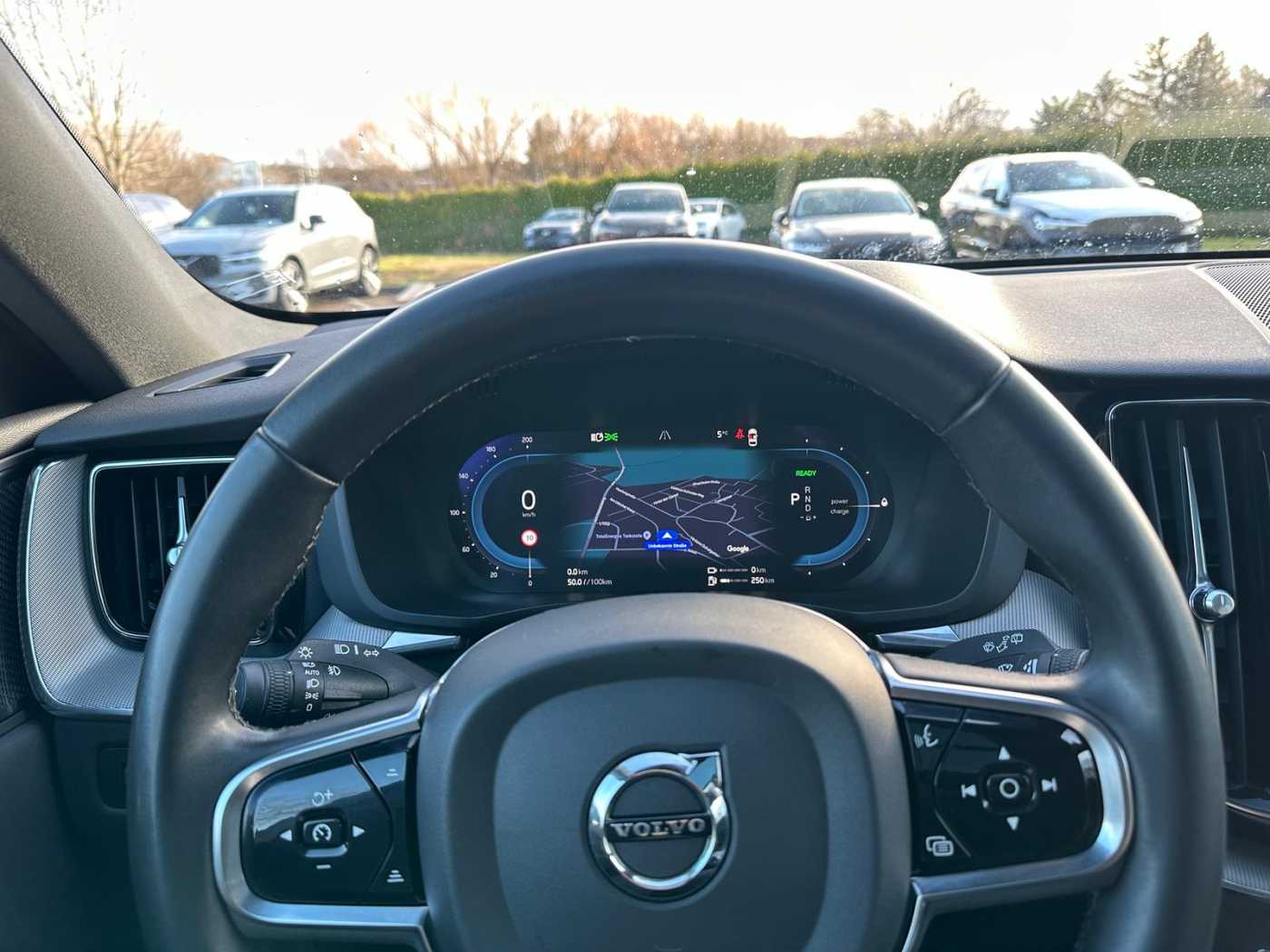 Volvo  T8 AWD Recharge R Design 360° AHK HUD LUFT