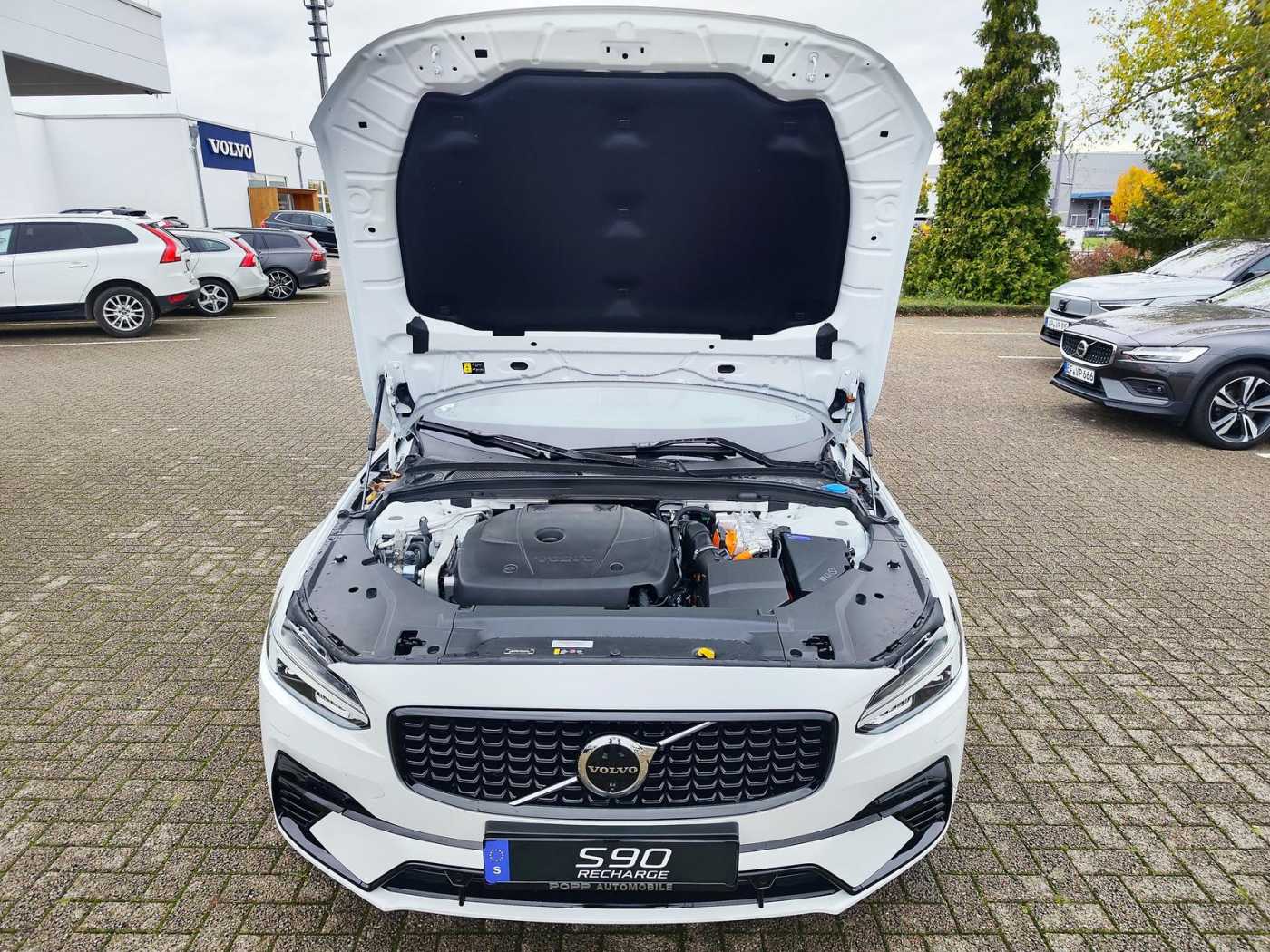 Volvo  Plug-In Hybrid