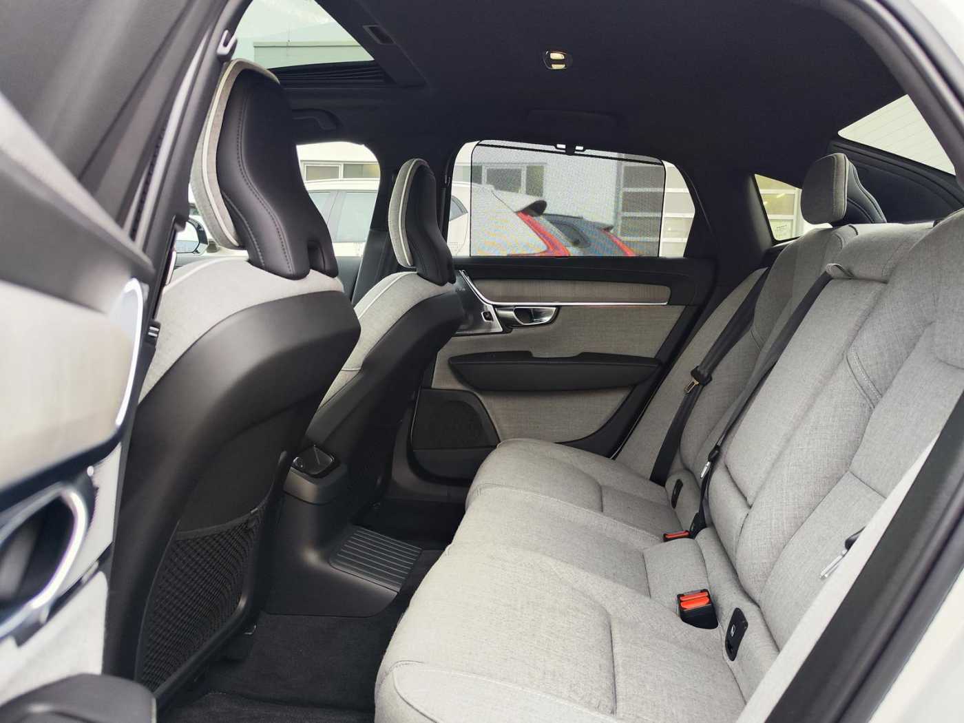 Volvo  Plug-In Hybrid