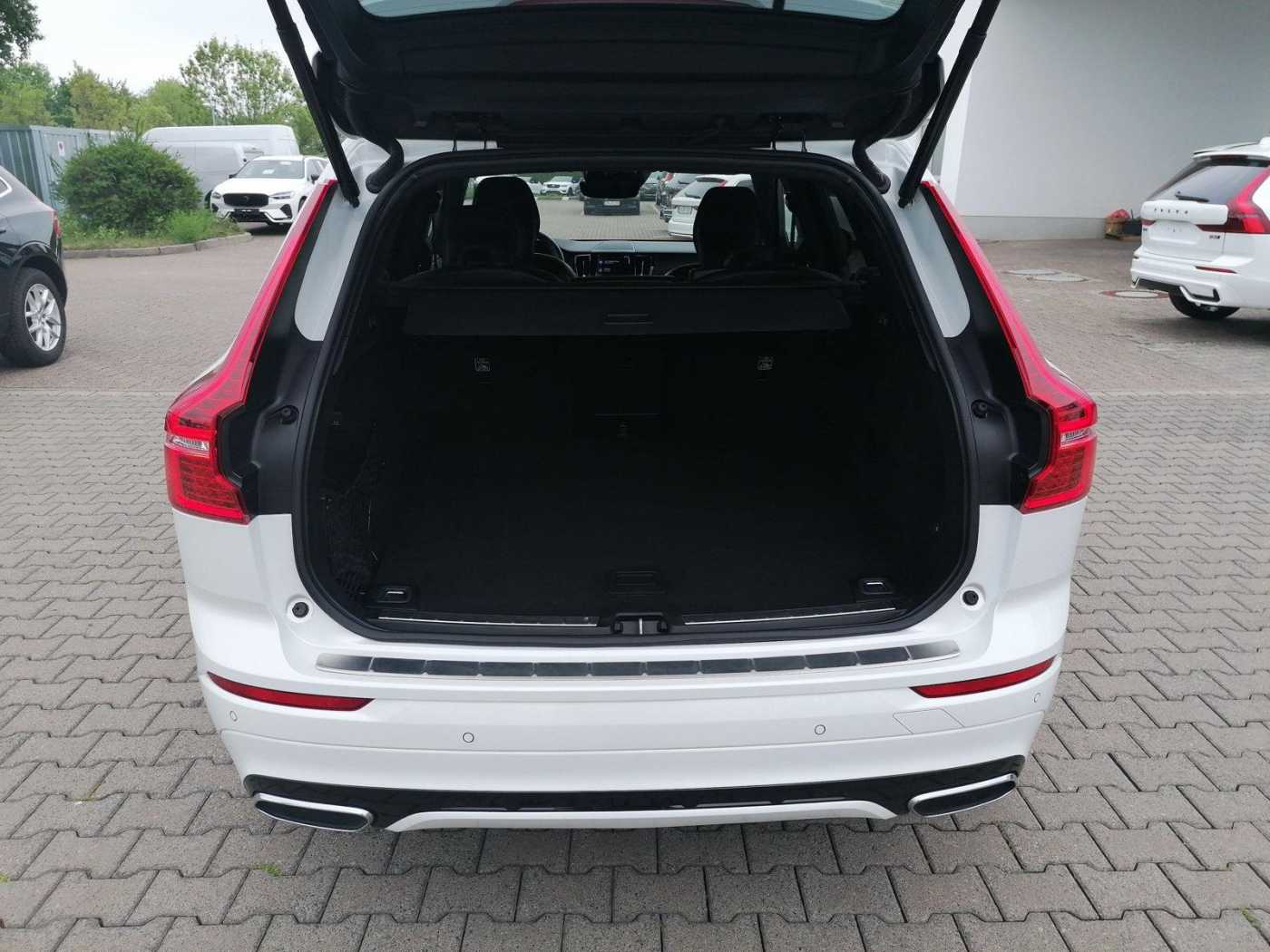 Volvo  R-Design