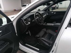 Volvo  R-Design