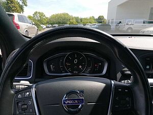 Volvo  Momentum