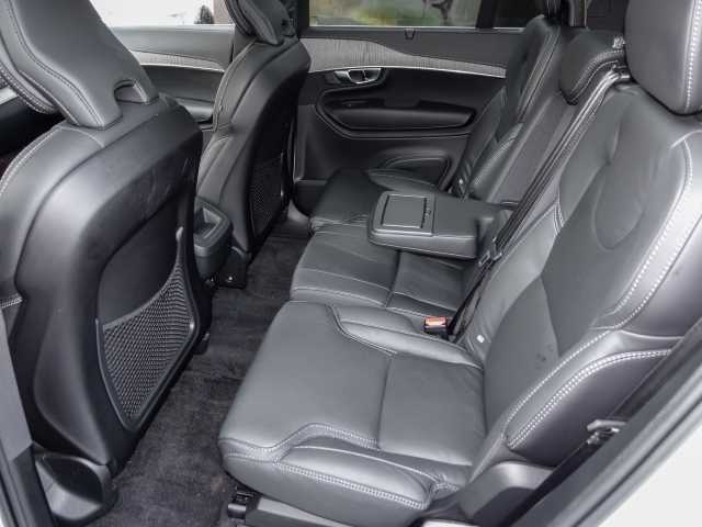 Volvo  Plus Bright AWD B5 Diesel EU6d 7-Sitzer Allrad AD StandHZG digitales Cockpit