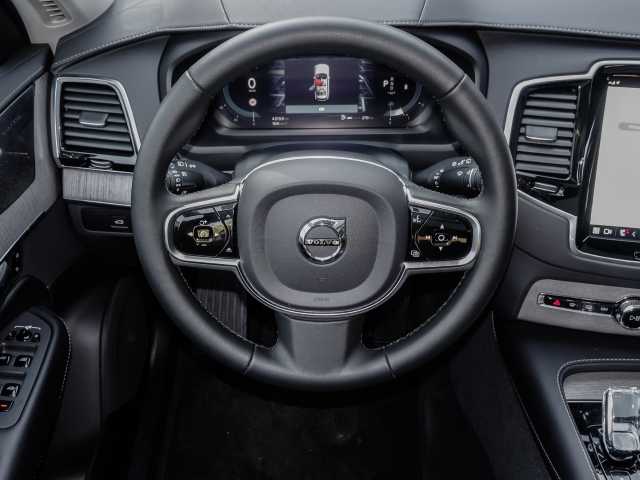 Volvo  Plus Bright AWD B5 Diesel EU6d 7-Sitzer Allrad AD StandHZG digitales Cockpit