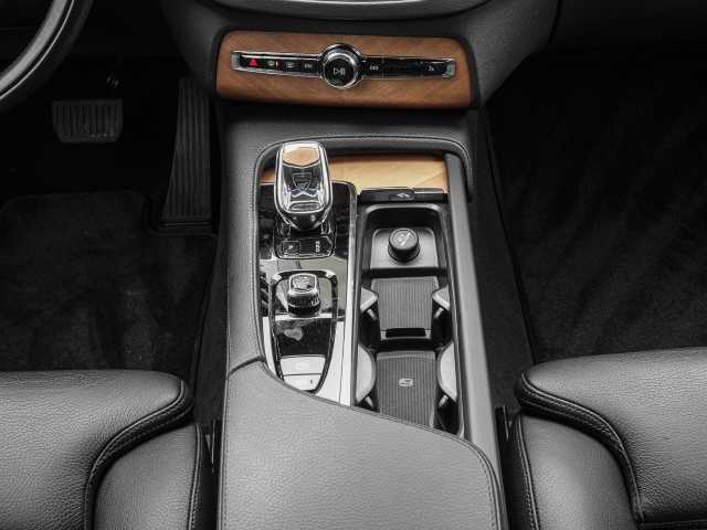 Volvo  Inscription AWD B5 Diesel EU6d StandHZG AHK Navi digitales Cockpit Memory Sitze