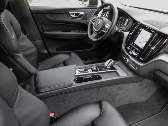 Volvo  Inscription AWD B5 Diesel EU6d StandHZG AHK digitales Cockpit Memory Sitze Sound