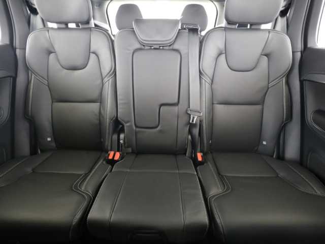Volvo  Plus Bright Recharge Plug-In Hybrid AWD T8 Twin Engine EU6d 7-Sitzer StandHZG di