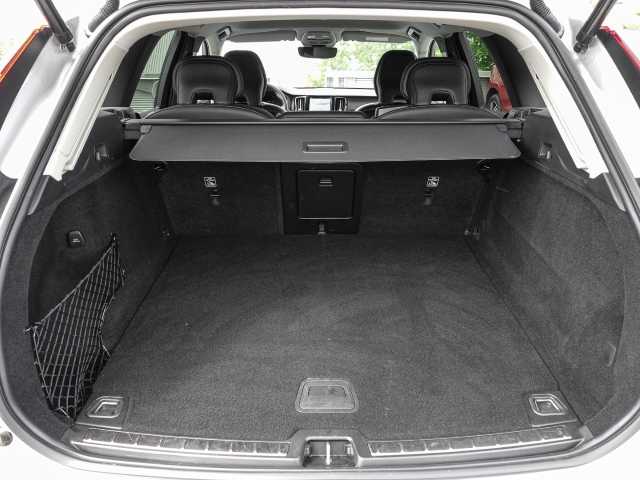 Volvo  Inscription 2WD B4 Benzin EU6d digitales Cockpit Memory Sitze Soundsystem 360 Ka