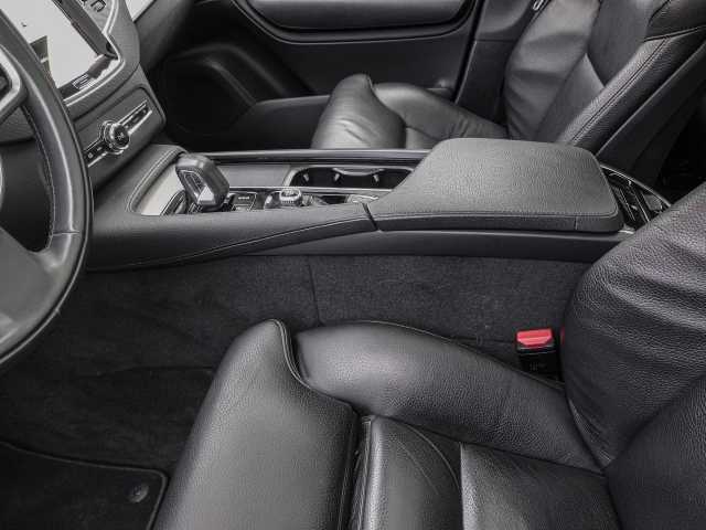 Volvo  Inscription Expression Recharge Plug-In Hybrid AWD T8 Twin Engine EU6d 7-Sitzer
