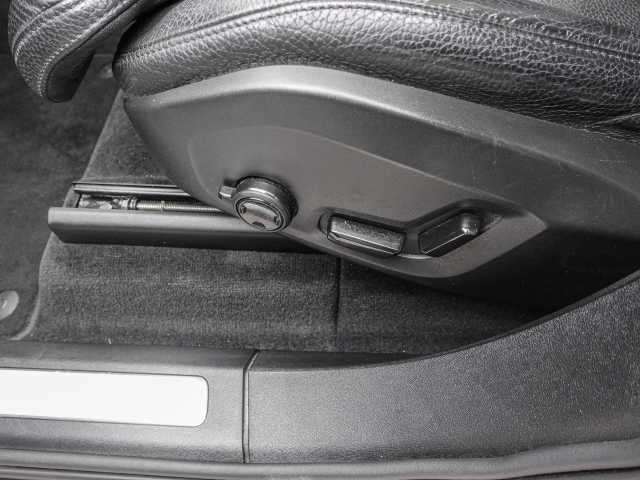 Volvo  Inscription Expression Recharge Plug-In Hybrid AWD T8 Twin Engine EU6d 7-Sitzer