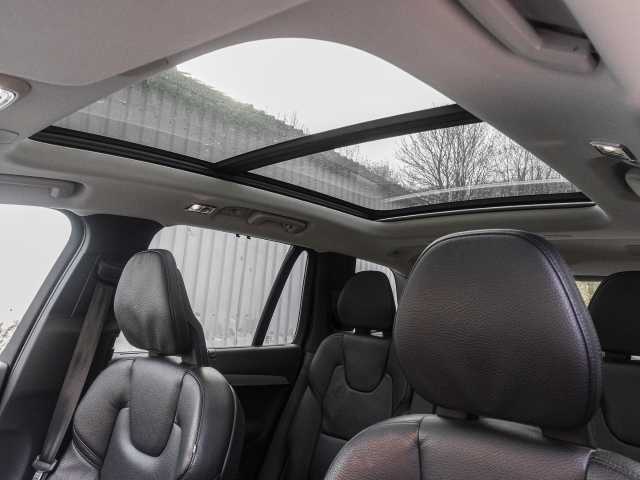 Volvo  Inscription Expression Recharge Plug-In Hybrid AWD T8 Twin Engine EU6d 7-Sitzer