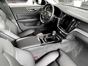 Volvo  Plus Dark T8 AWD Plug-In Hybrid H&K 360° Kamera