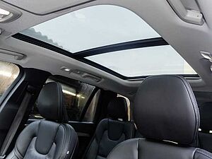 Volvo  Plus Bright AWD B5 Diesel EU6d 7-Sitzer Allrad AD StandHZG digitales Cockpit