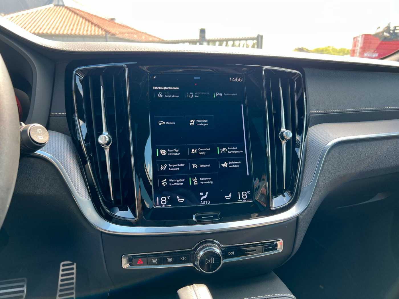 Volvo  Recharge T6 R-Design LONG RANGE AHK|CAM|LED|