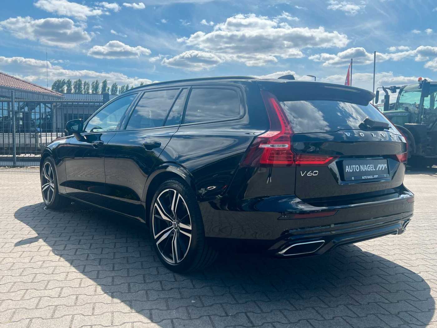 Volvo  Recharge T6 R-Design LONG RANGE AHK|CAM|LED|