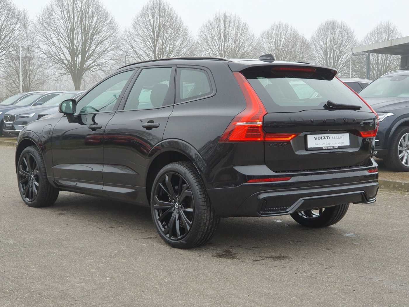 Volvo  Recharge T6 Plus Black Edition 21'|LED|PANO