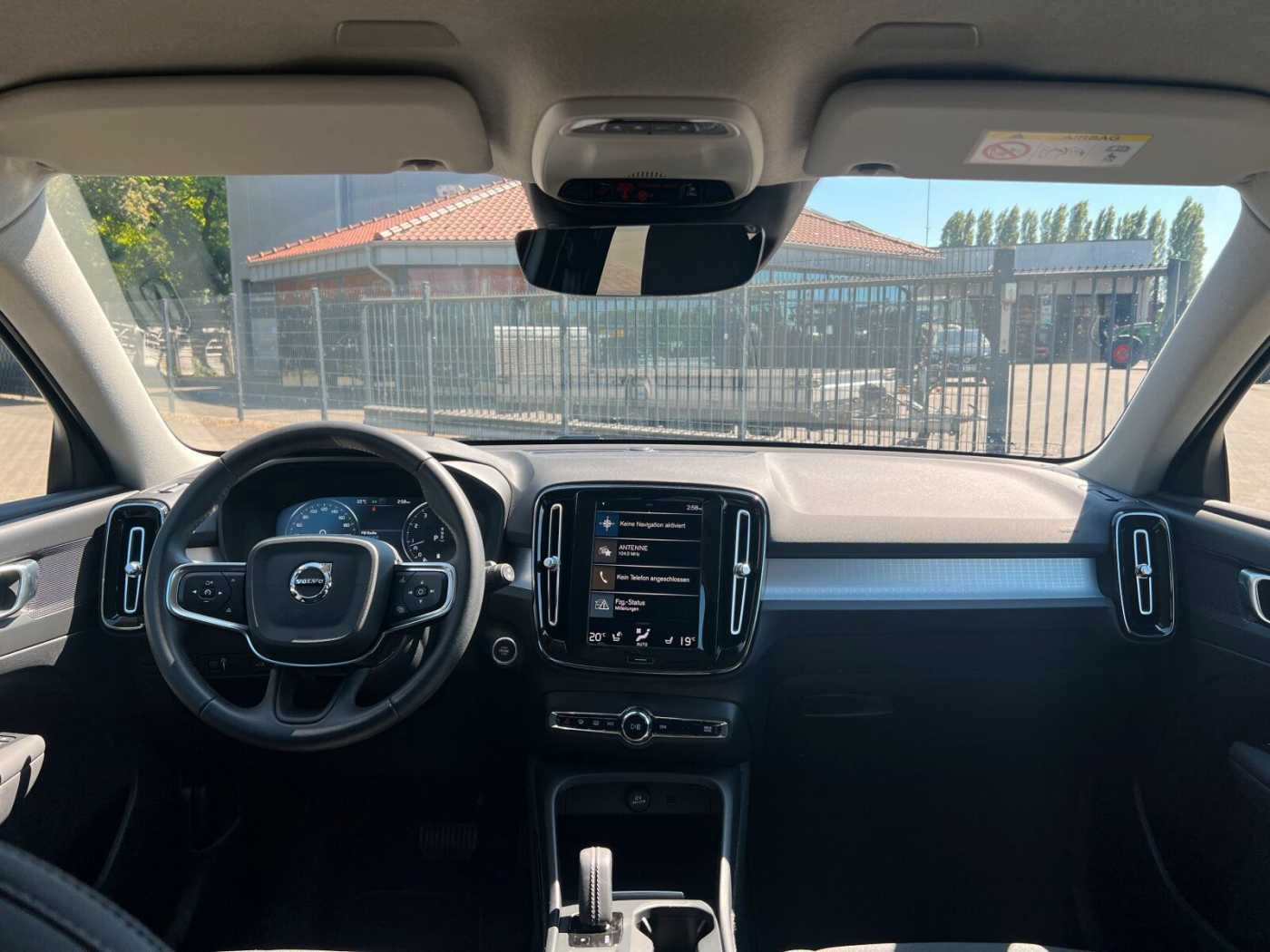 Volvo  B4 Autom. Momentum LED|