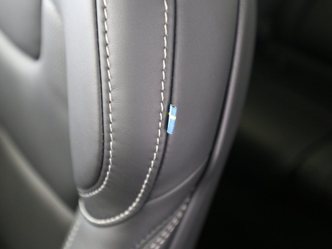 Volvo  Recharge T8 Plus Black Edition HEAD UP|HK|