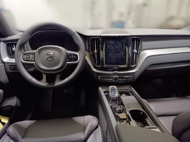 Volvo  Recharge T8 Ultra Black Edition AHK|360°|H&