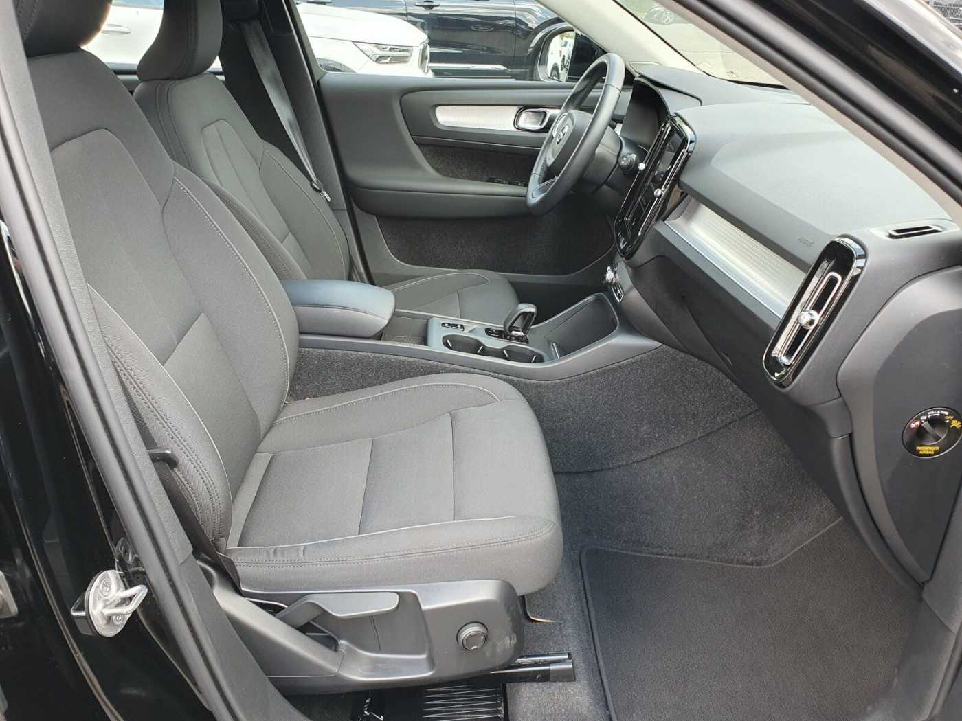 Volvo  T4 Twin Engine Inscription Expr