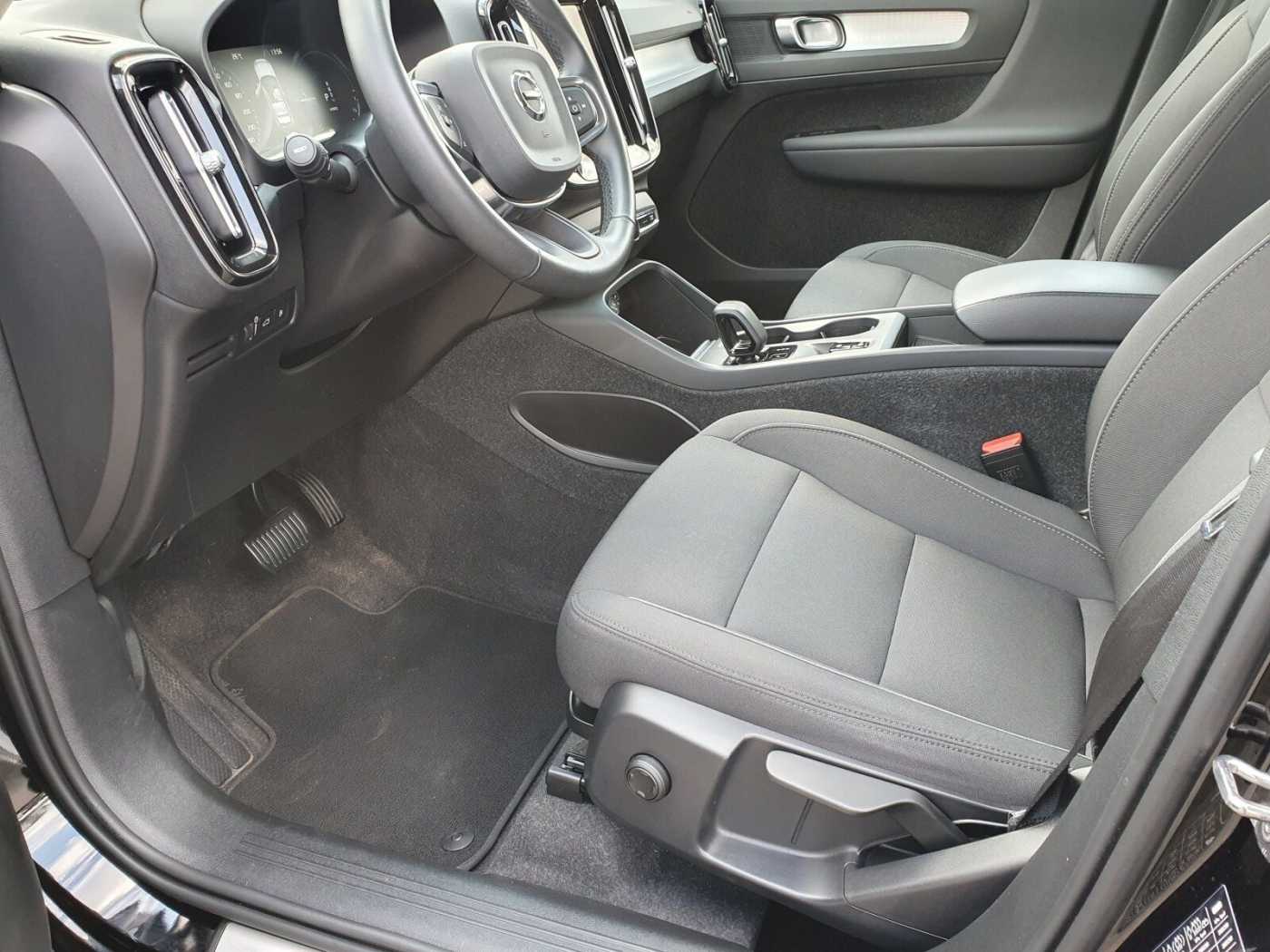 Volvo  T4 Twin Engine Inscription Expr