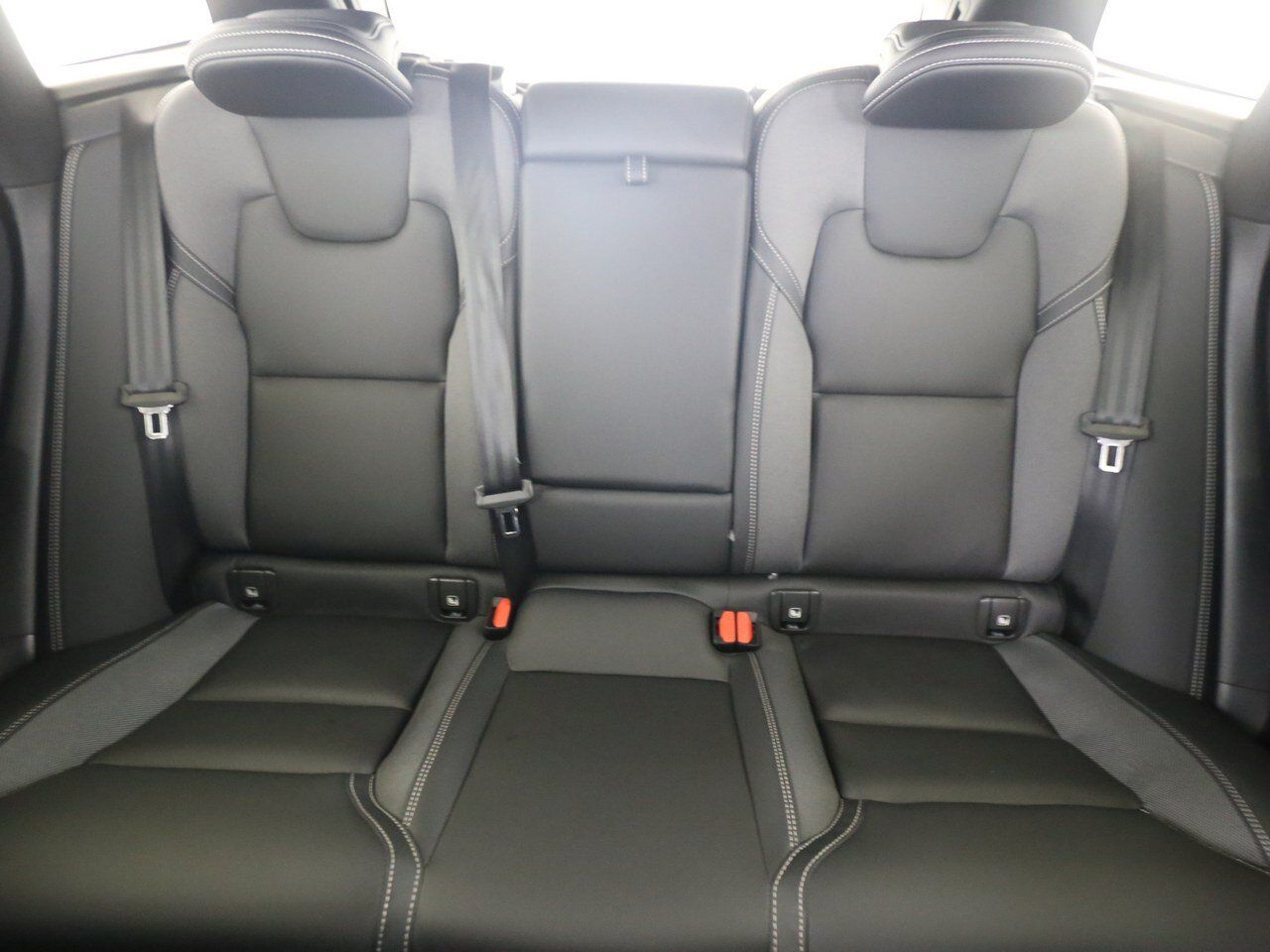 Volvo  Recharge T8 Plus Black Edition B&W|HEAD UP|
