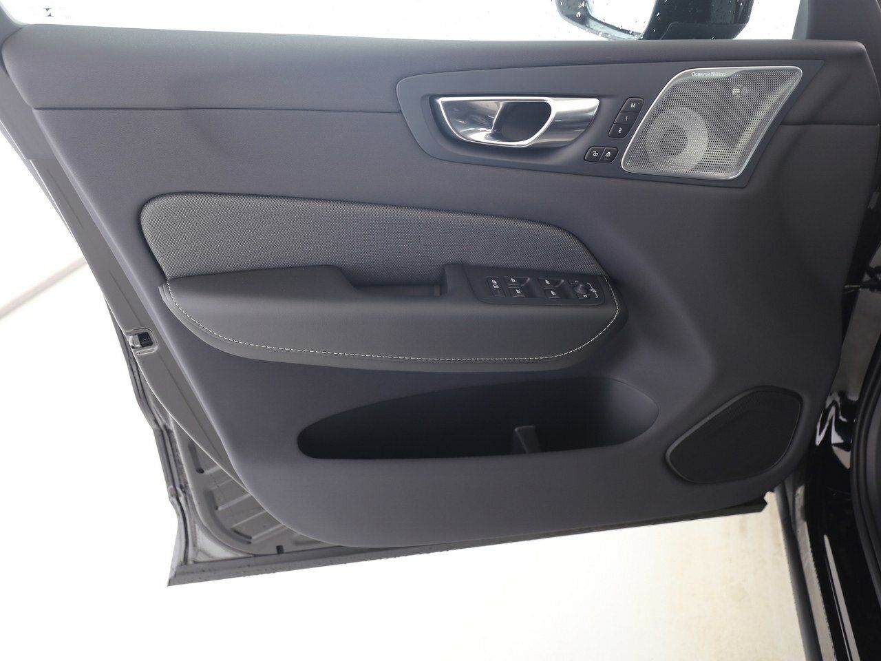 Volvo  T6 AWD Plus Black Ed. Plug-In SD/Autom. /LED