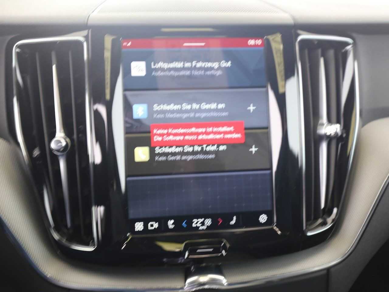 Volvo  T6 AWD Plus Black Ed. Plug-In SD/Autom. /LED