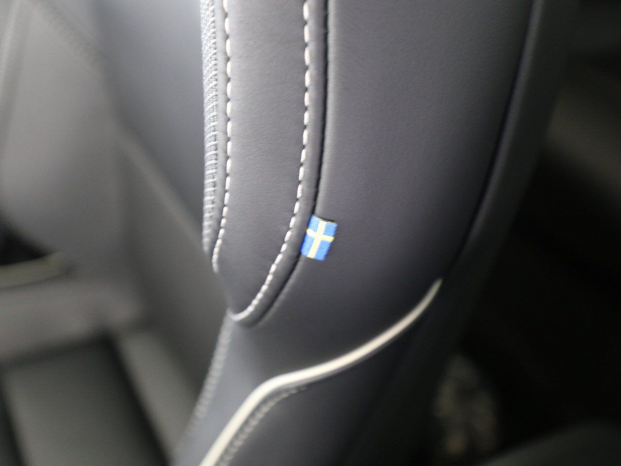 Volvo  T6 AWD Plus Black Ed. Plug-In SD/Autom. /LED