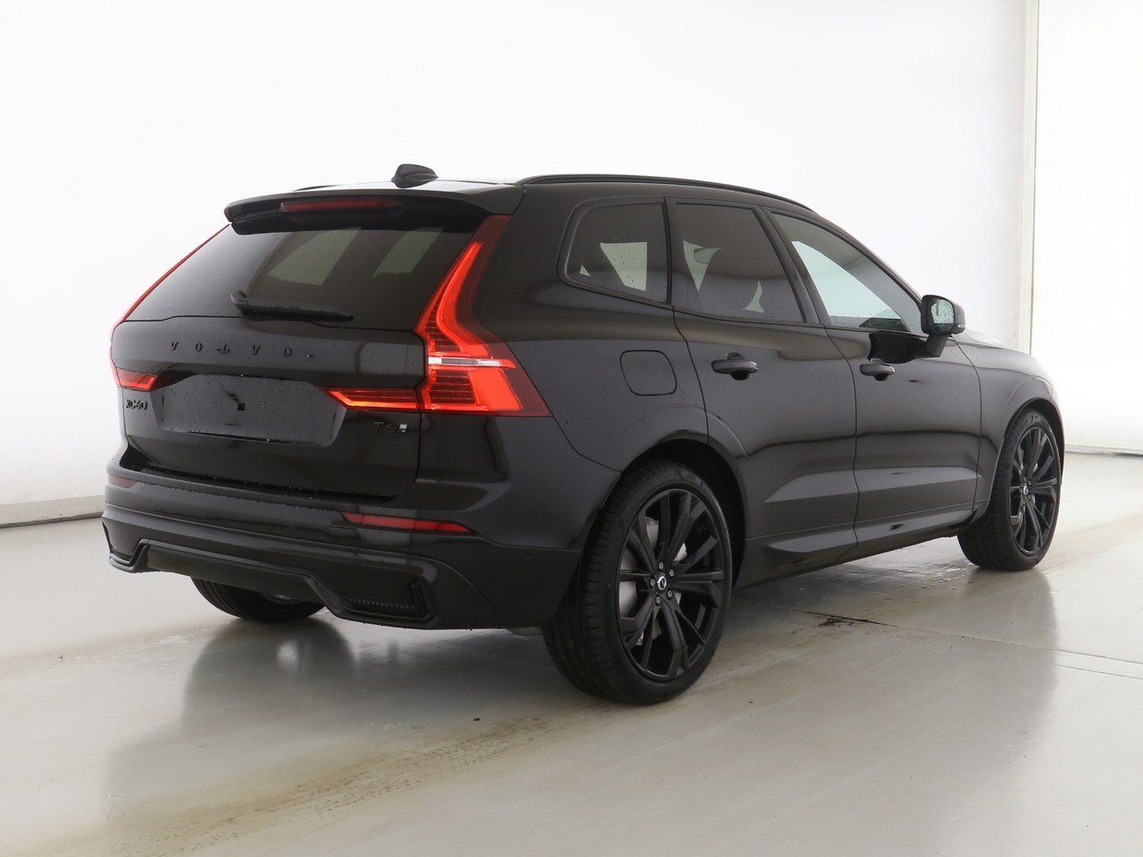 Volvo  T6 AWD Plus Black Ed. Plug-In SD/Autom. /LED