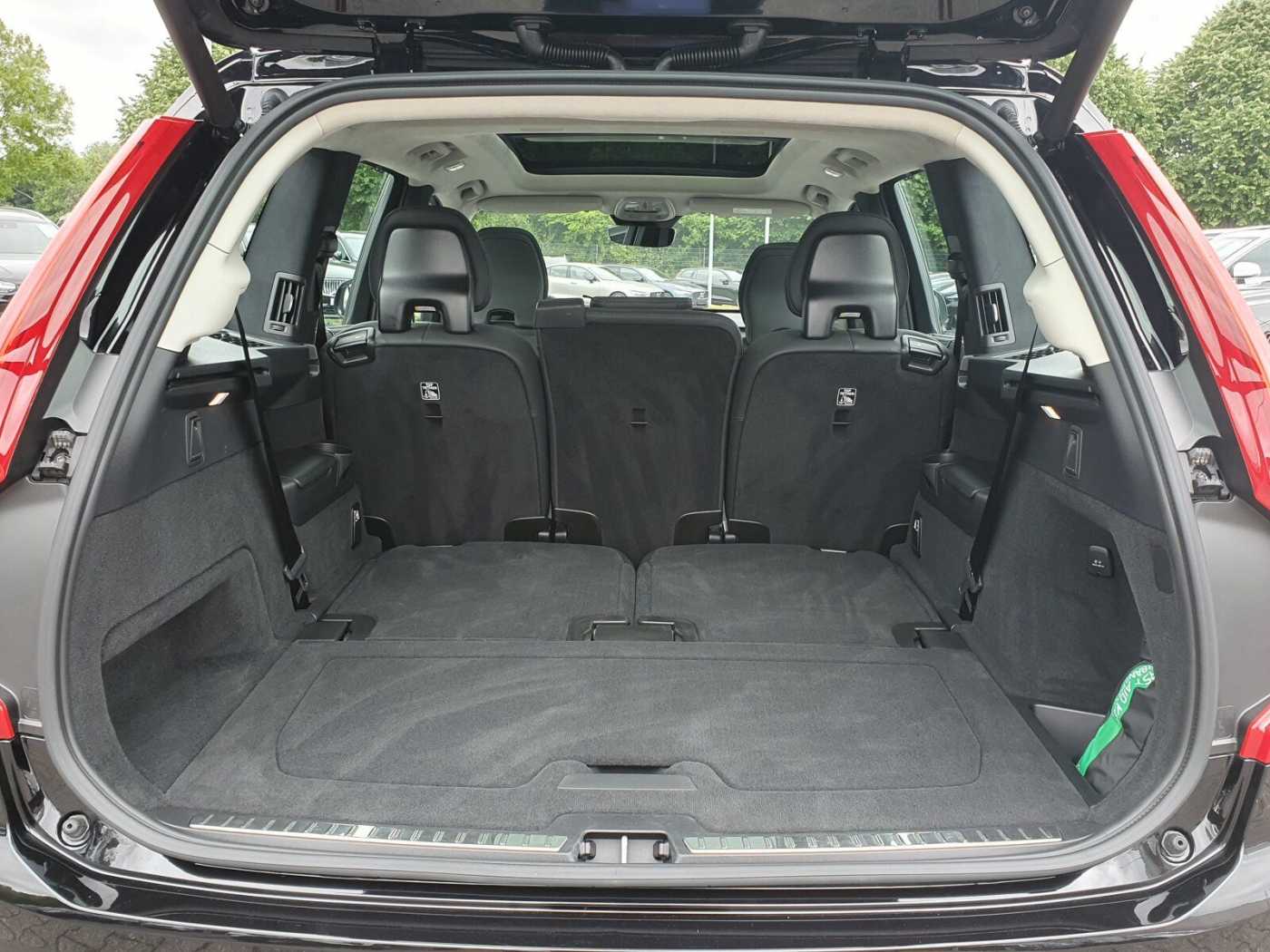 Volvo  T8 Ultra Bright 7 SITZER HEAD UP|CAM|LEDER|