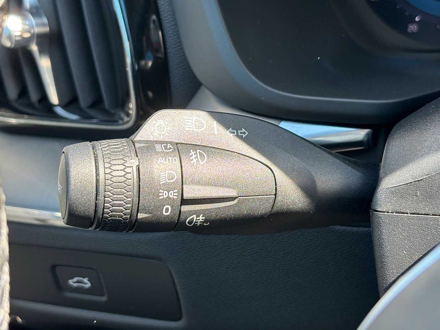 Volvo  B4 Autom. (Diesel) Core