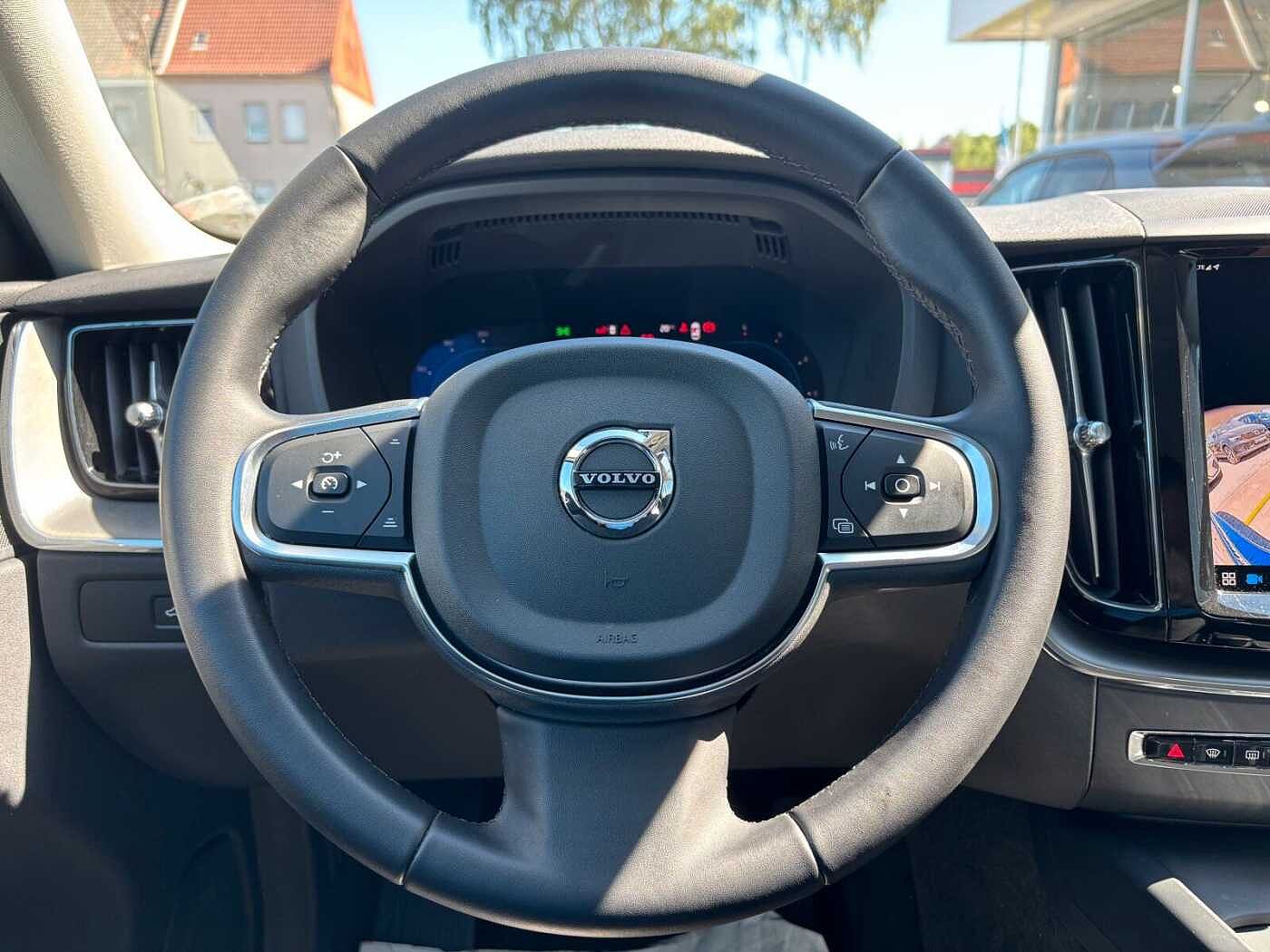 Volvo  B4 Autom. (Diesel) Core