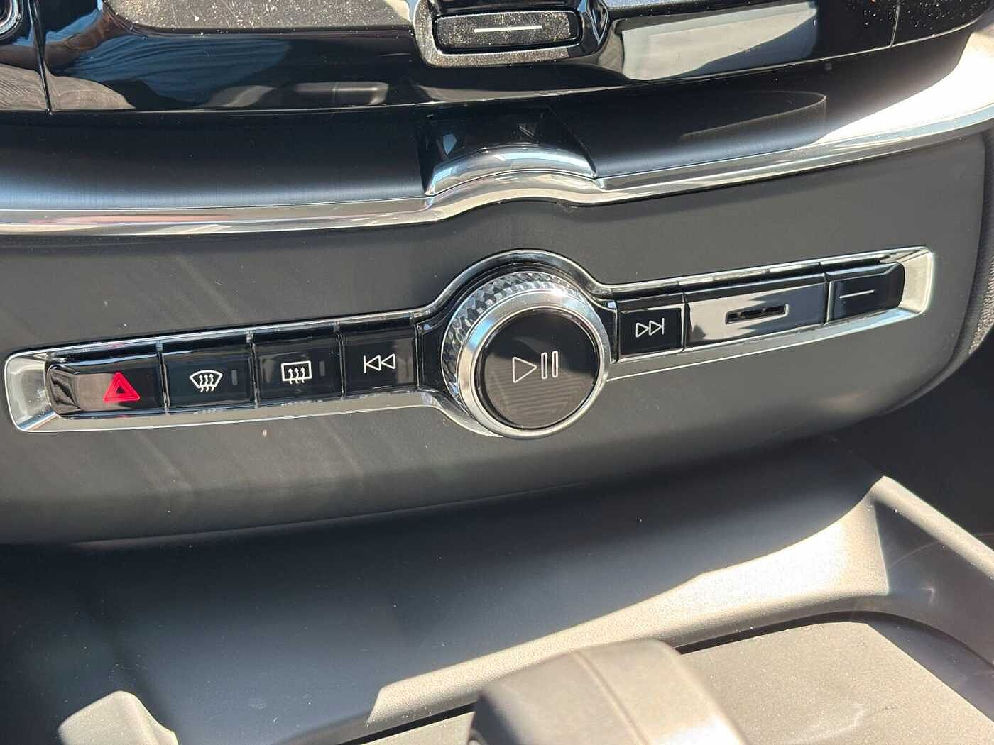 Volvo  B4 Autom. (Diesel) Core