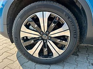 Volvo  P8 Pure Electric Plus Recharge AHK|WINTER|M