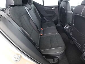 Volvo  B3 Autom. Plus Dark CONNECT|19'|ALU|360CAM|