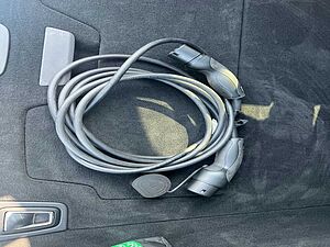 Volvo  Recharge T6 Ultra Dark ||LUFT|AHK|B&W|PANO||